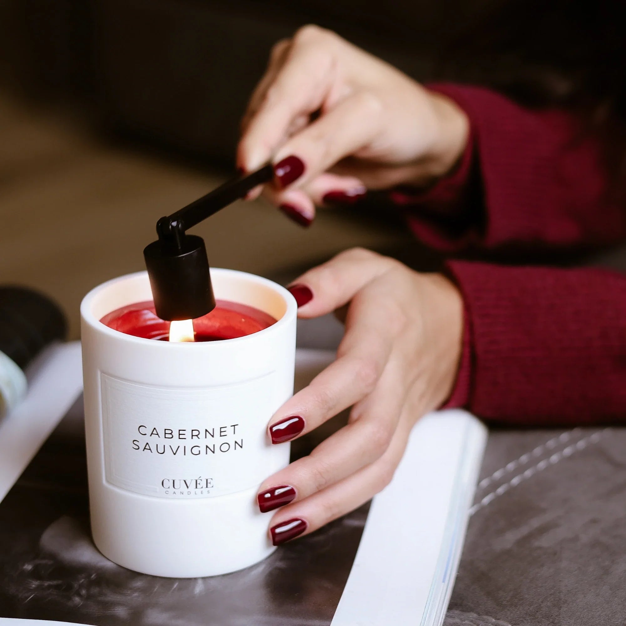 Cabernet Sauvignon Duftkerze: Chalet-Atmosphäre für Winterabende