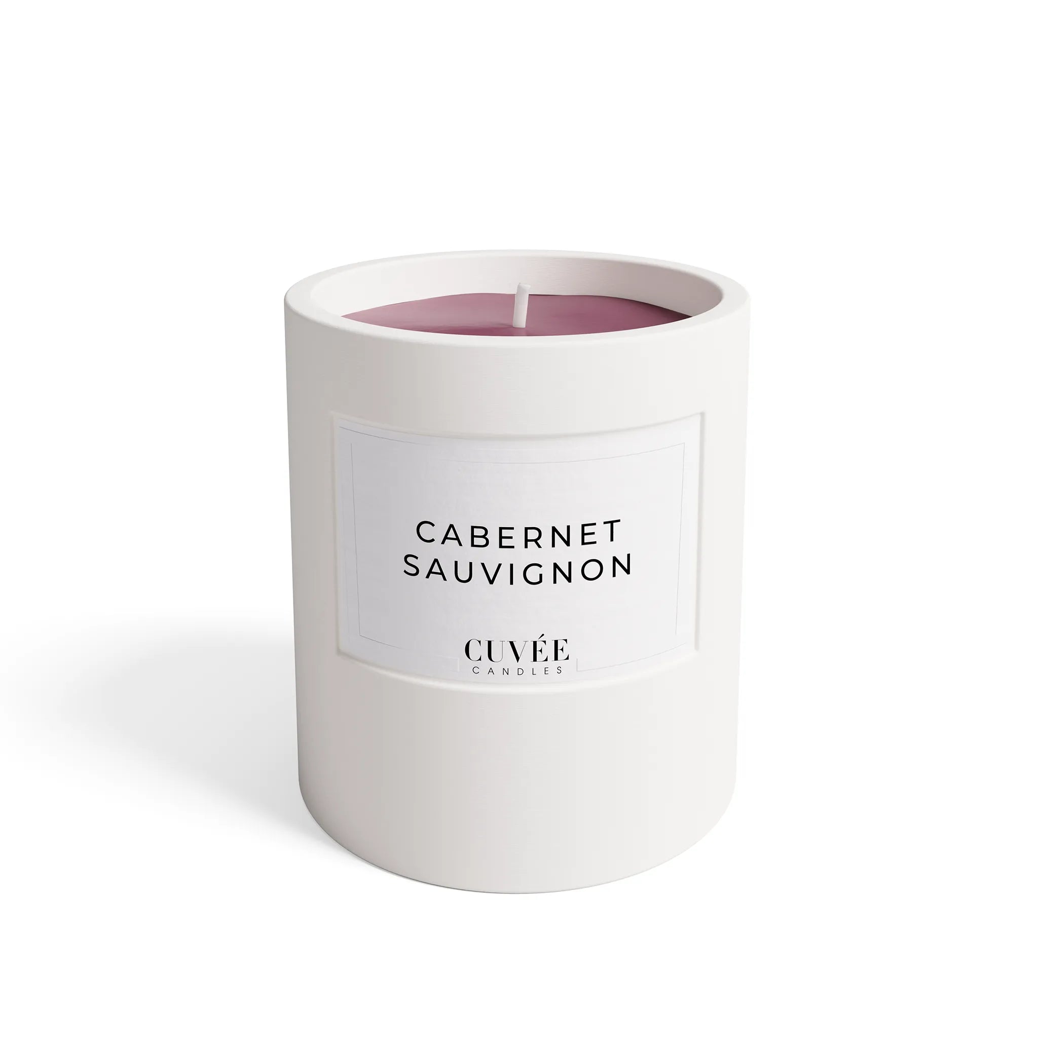 Die luxuriöse Cabernet Sauvignon Duftkerze von CUVÉE CANDLES ist inspiriert von der weltweit bedeutendsten Rebsorte der Welt und dem Nummer 1  Rotwein Cabernet Sauvignon.