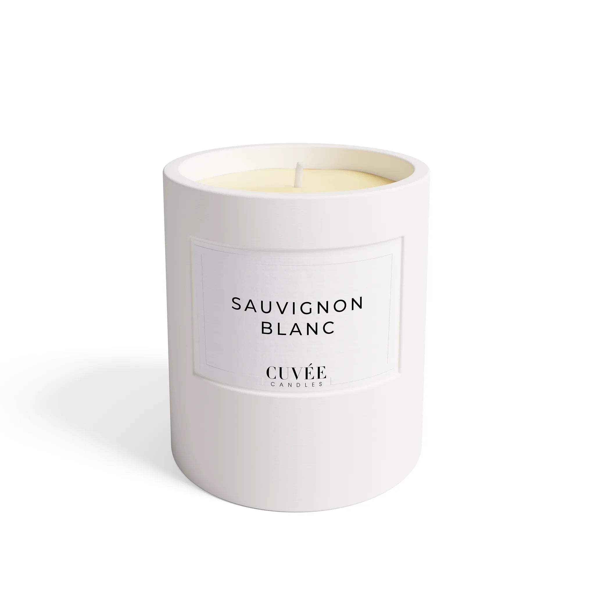 Die luxuriöse Sauvignon Blanc Duftkerze von CUVÉE CANDLES ist inspiriert von der aromatischen, weißen Rebsorte Sauvignon Blanc.