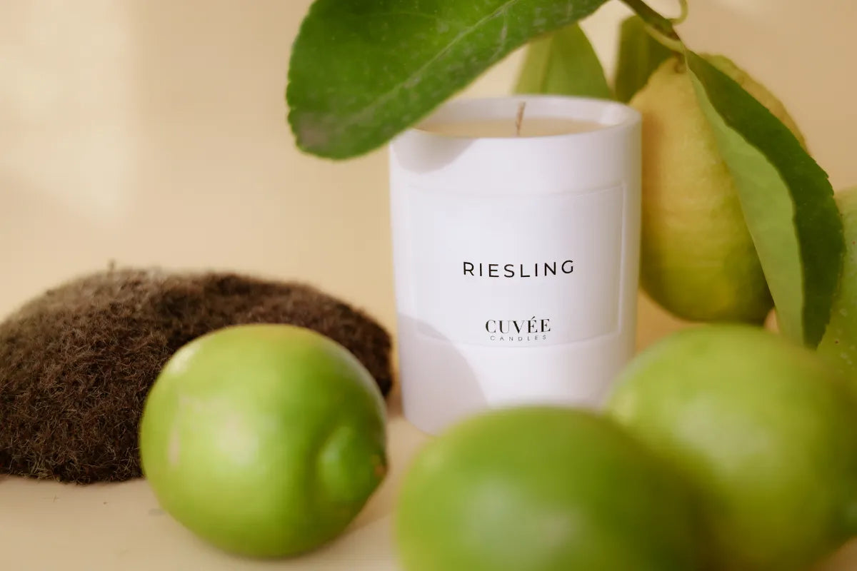Riesling Duftkerze mit Limetten und Moos